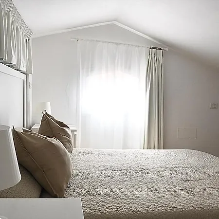 Apartment Conero Casa - Di Numana In Via Litoranea 101 Sul Mare Vista Con Parcheggio Esclusivo Marcelli