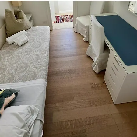 Apartment Conero Casa - Di Numana In Via Litoranea 101 Sul Mare Vista Con Parcheggio Esclusivo